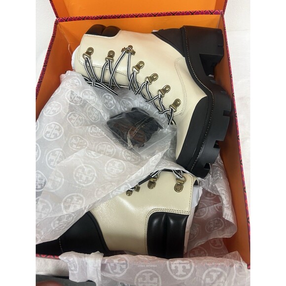 NEW Tory Burch Lug Sole Hiker Ankle Boot in New Ivory/ Perfect Black Size 10 - Picture 9 of 11
